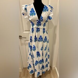 NWT STS Floral Blue and White Flutter sleeve Maxi Dress - XS